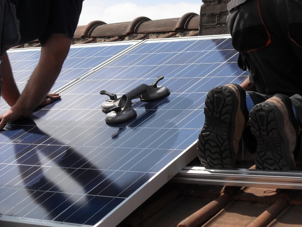 Les étapes d’installation de panneaux solaires