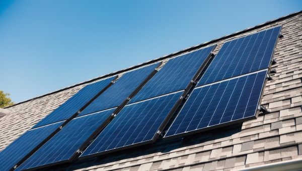 La bonne orientation d'un panneau solaire